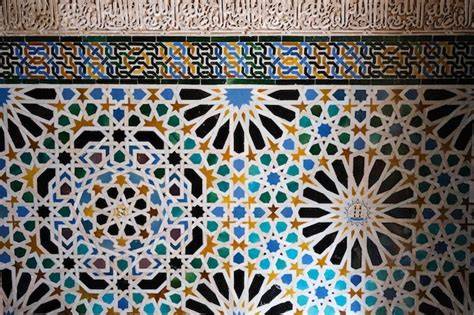 patrón mosaic de granada en paredes (8 palabras)