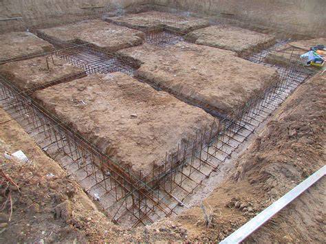 imagen de cimentaciones de grúas giratorias