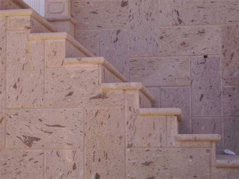 piedra rosa porfiria en escaleras infografica