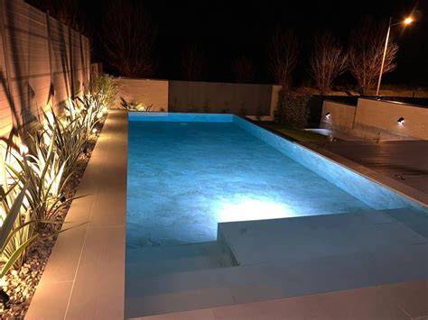 ilustración de iluminación de piscina y borde