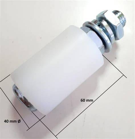 rodillos nylon para puerta corredera (imagen explicativa de rodillos de nylon y carril)