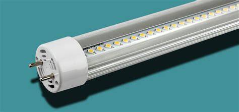 Idea de composición de un rótulo LED frente a tubo fluorescente