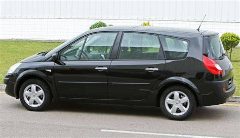 Comparativa de rejillas Renault Grand Scenic 2008